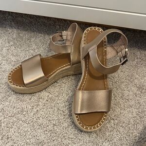 Universal Thread Metallic Tan Espadrille Wedge Sandals